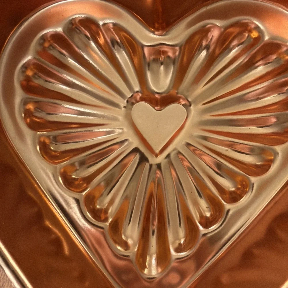 Vtg 1960's Heart Jello Mold 2 3/4 Cups Copper Cake Pan/Kitchen Wall Hanging